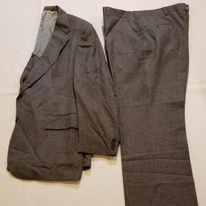 H.Freeman & Son 44R Suit